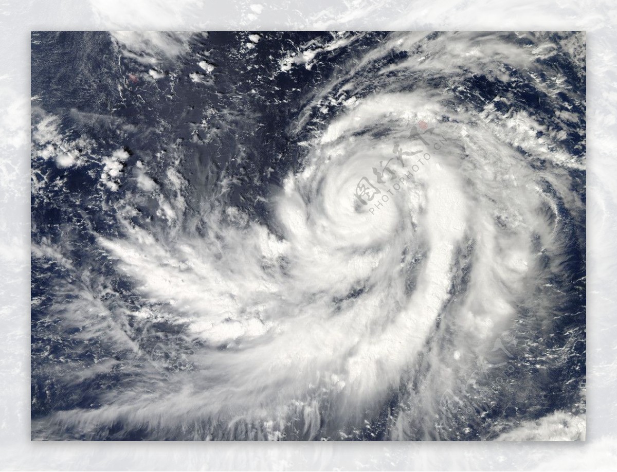 台风弗朗西斯科图片