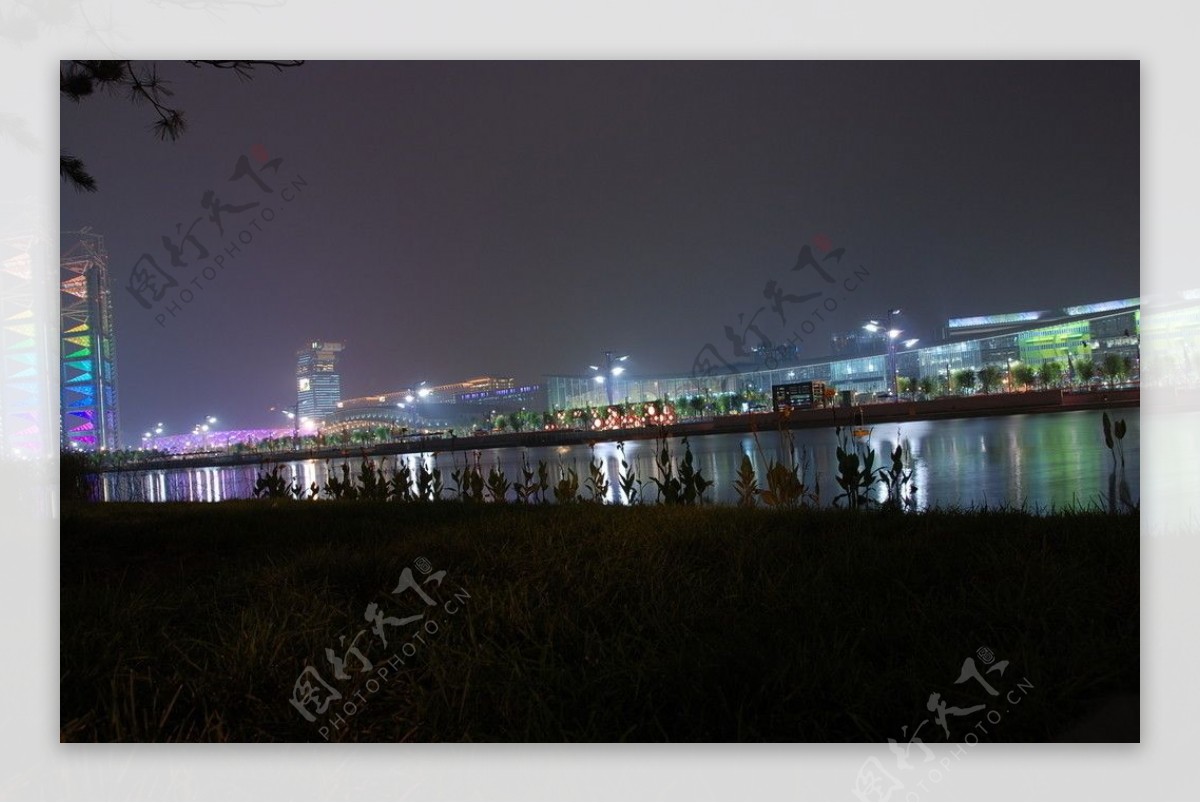 奥运公园中心区夜景3图片