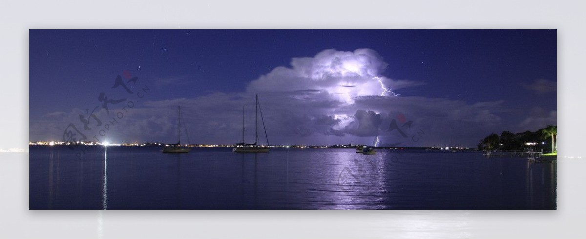 凯里湾的闪电图片