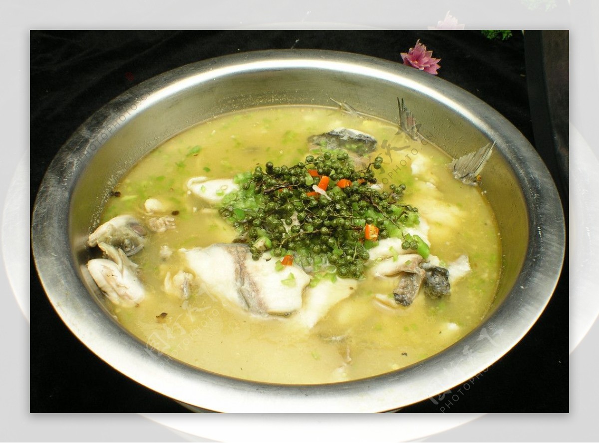 水煮青椒鱼图片