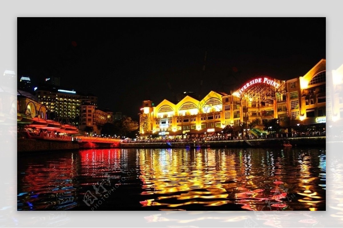 新加坡新加坡河河畔夜景图片