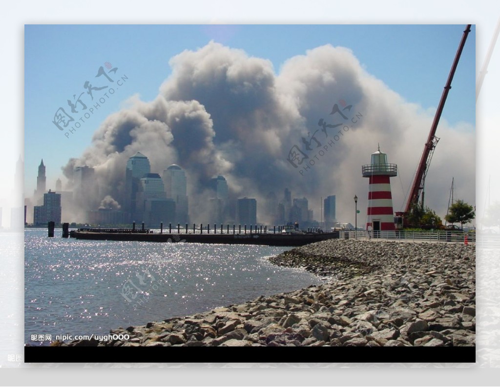 纽约世贸中心被炸瞬间图片