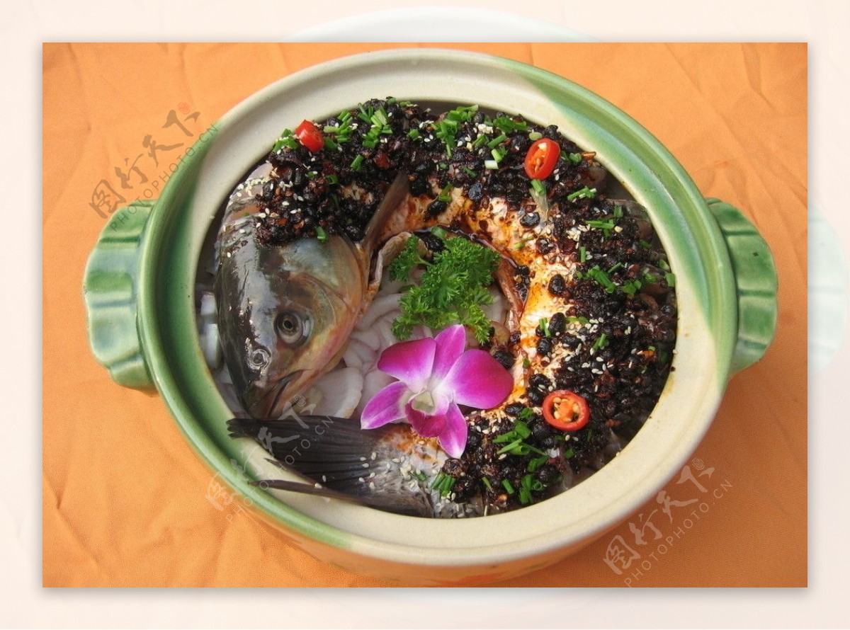 砂锅馋嘴鱼图片