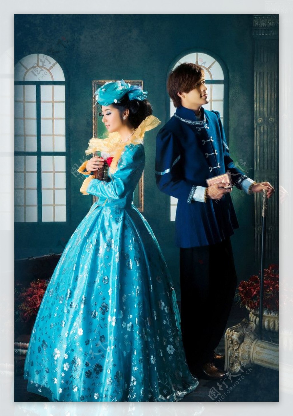 古堡贵族婚纱样片图片
