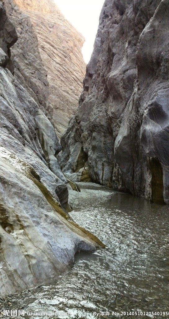 阿图什大峡谷图片