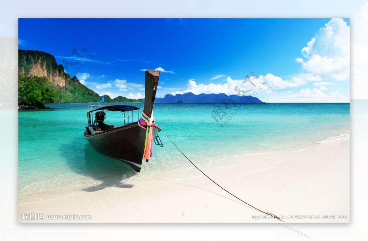 沙滩小船图片