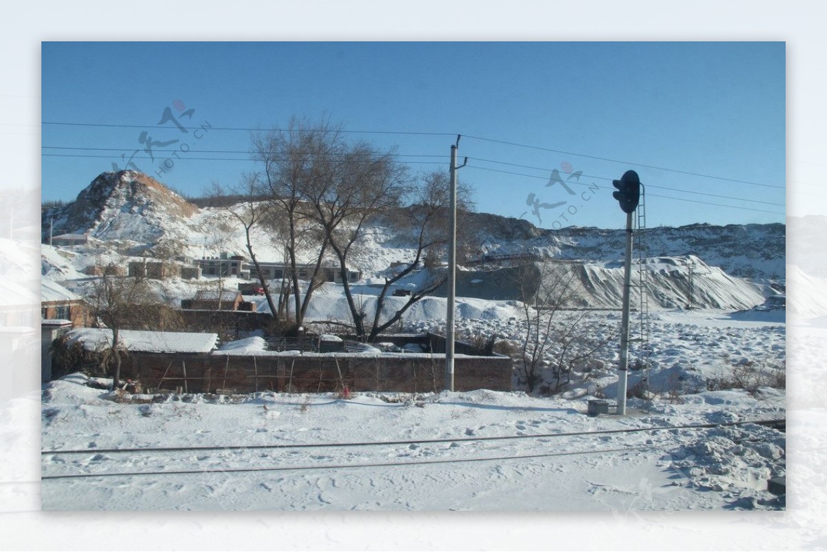 农村雪景图片