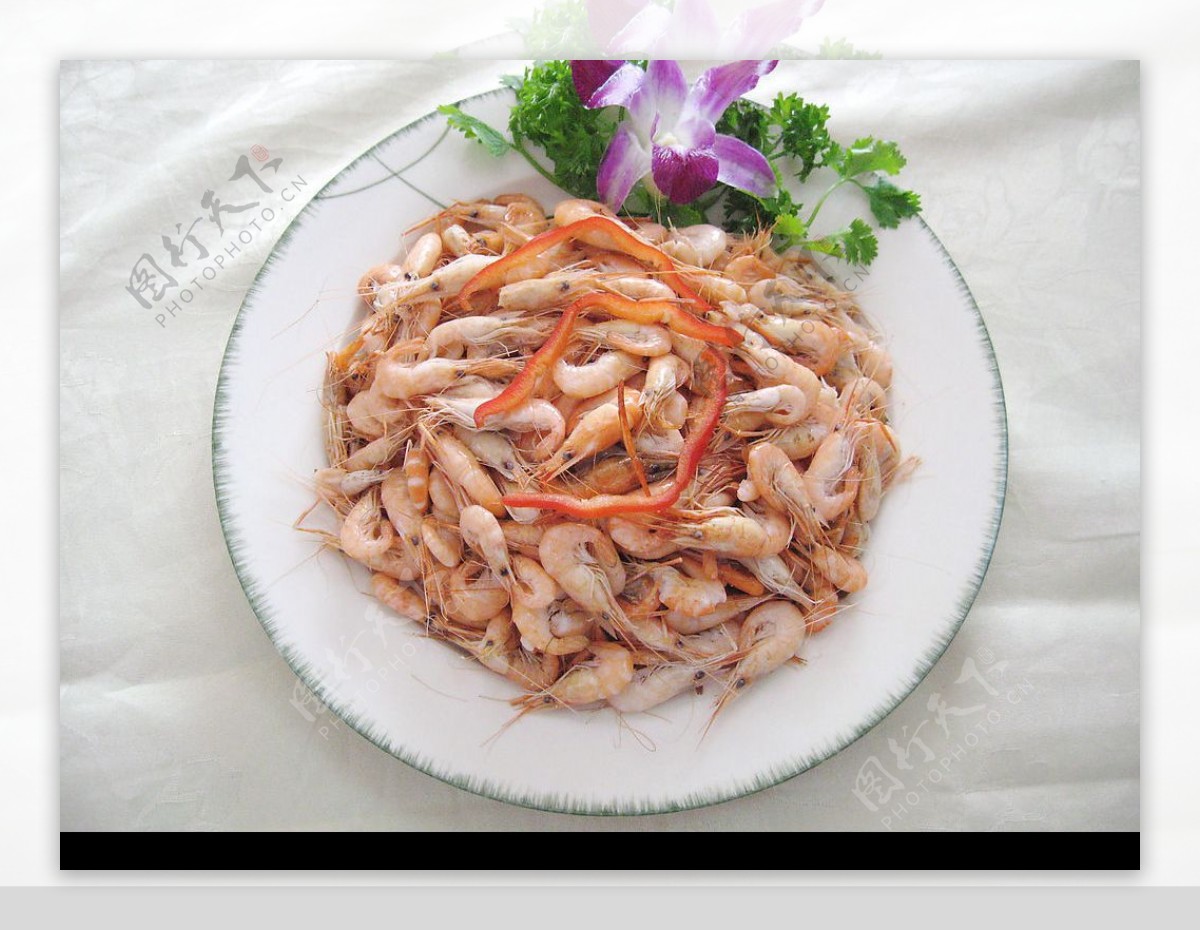 蒜苗焖河虾图片