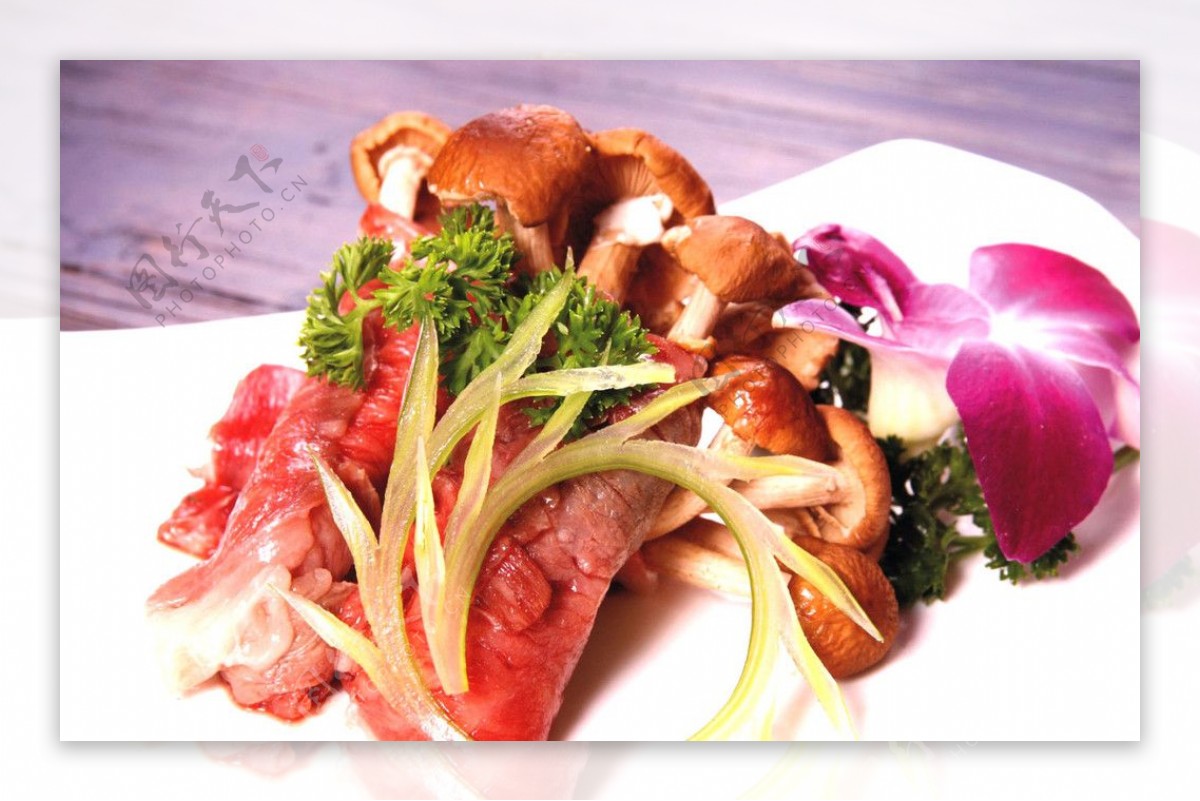茶树菇牛肉卷图片