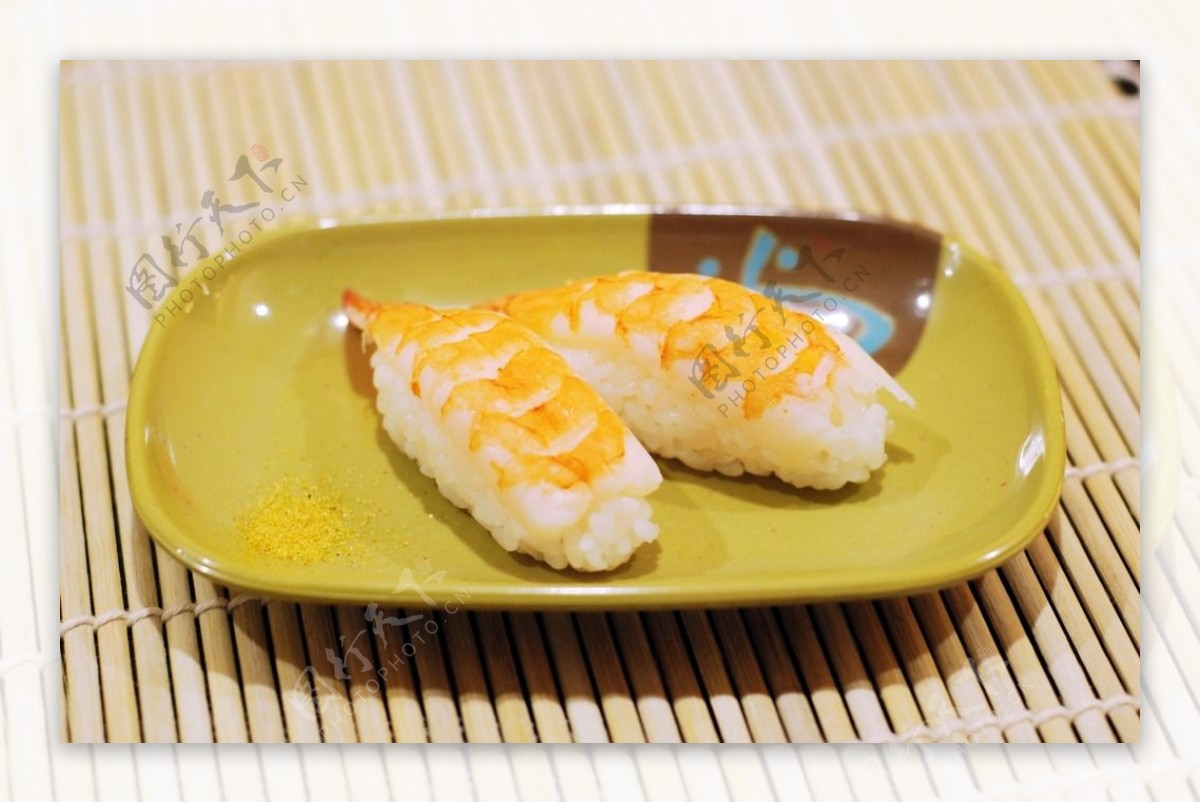 熟虾寿司图片