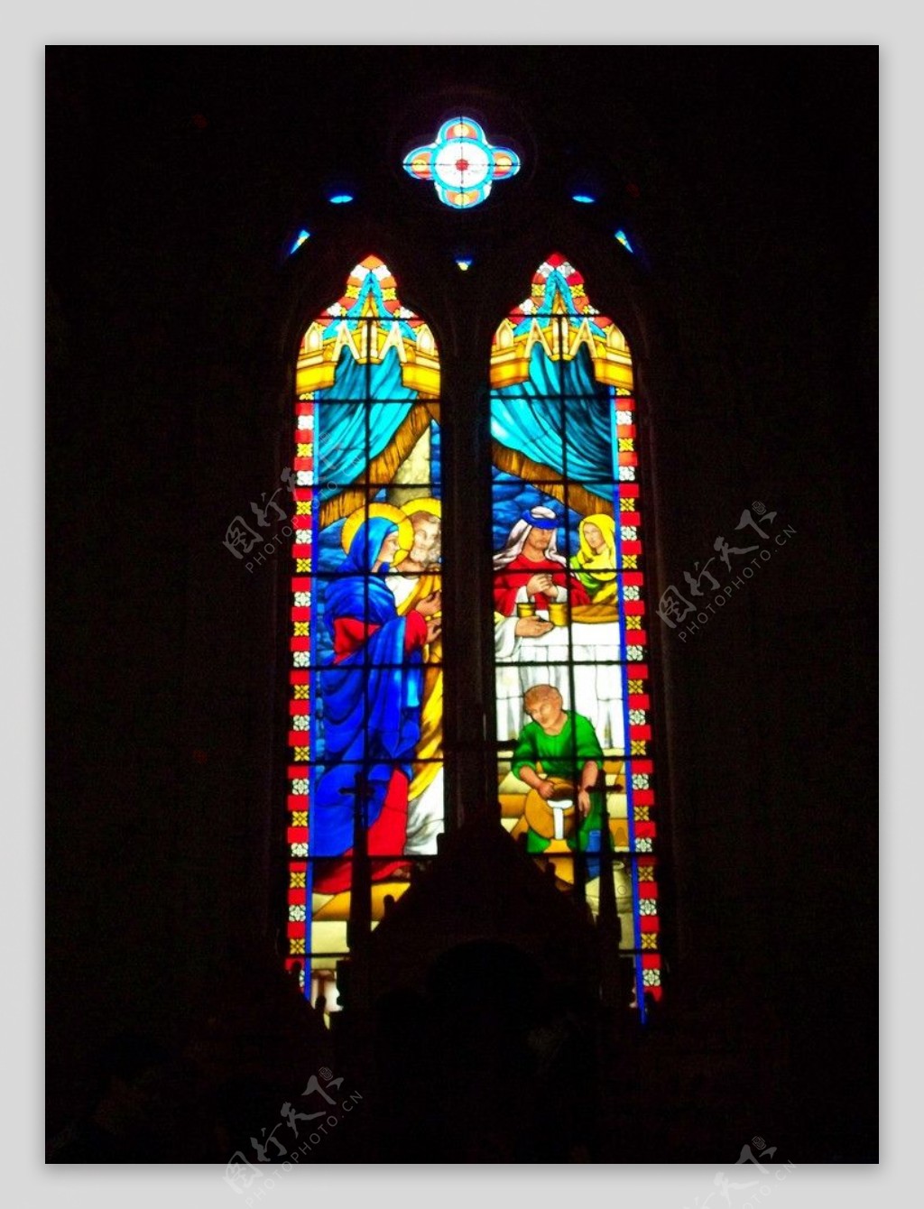 圣心教堂彩色玻璃图片