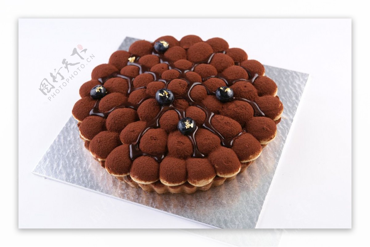巧克力奶油艺术蛋糕图片