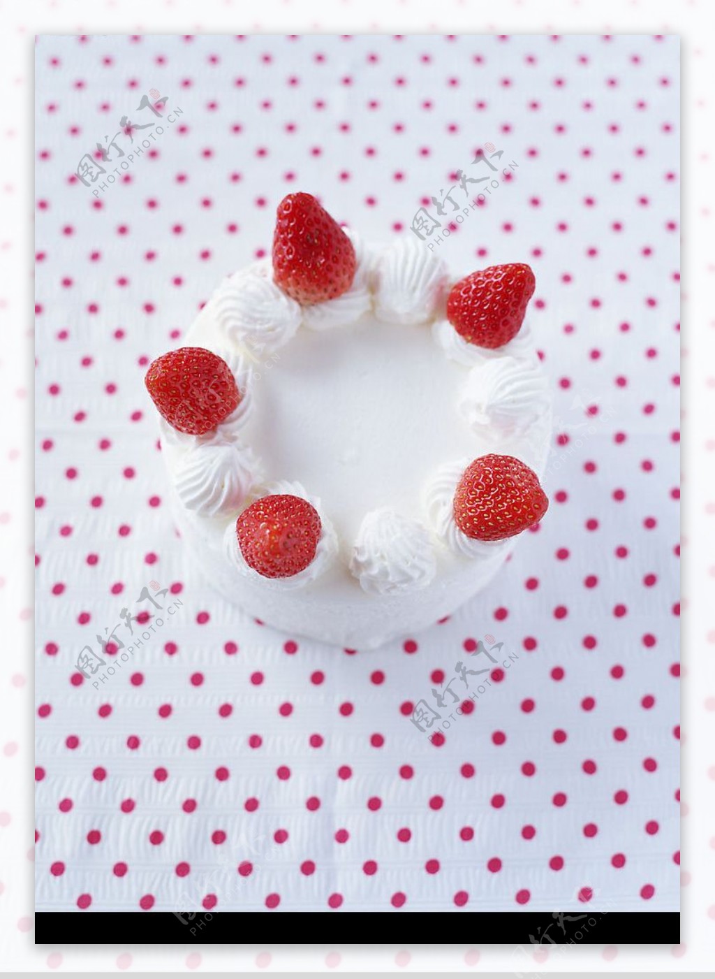 美食蛋糕草莓图片