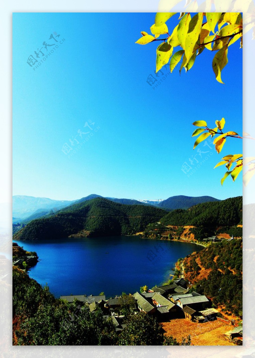 泸沽湖秋图片