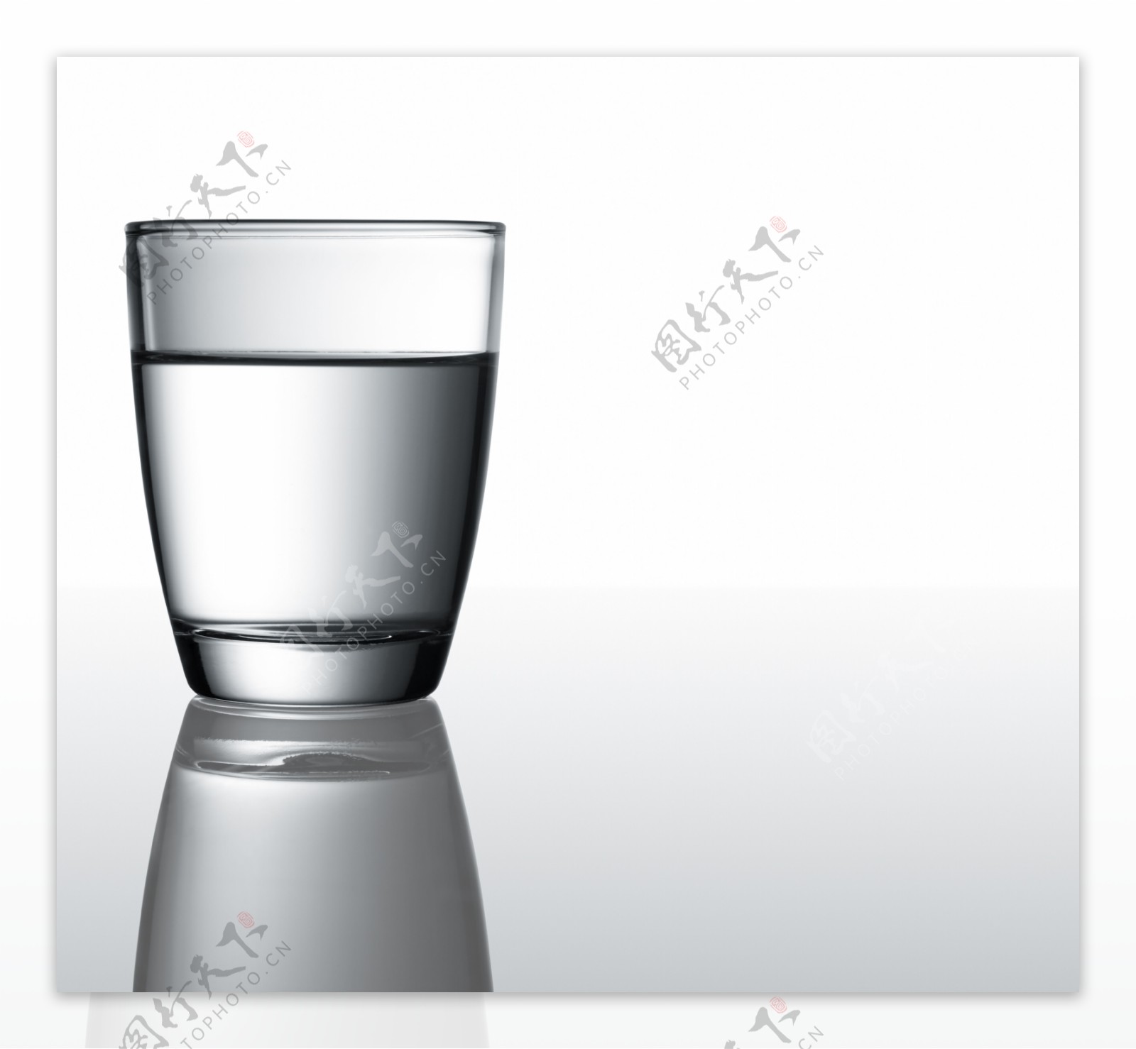 玻璃水杯|摄影|产品摄影|疾亮切 - 原创作品 - 站酷 (ZCOOL)