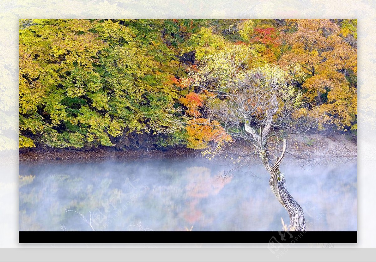秋天山水风景图片