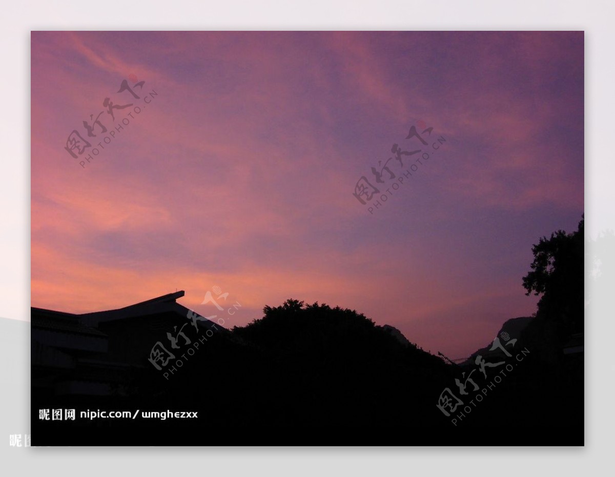 红霞胜景图片