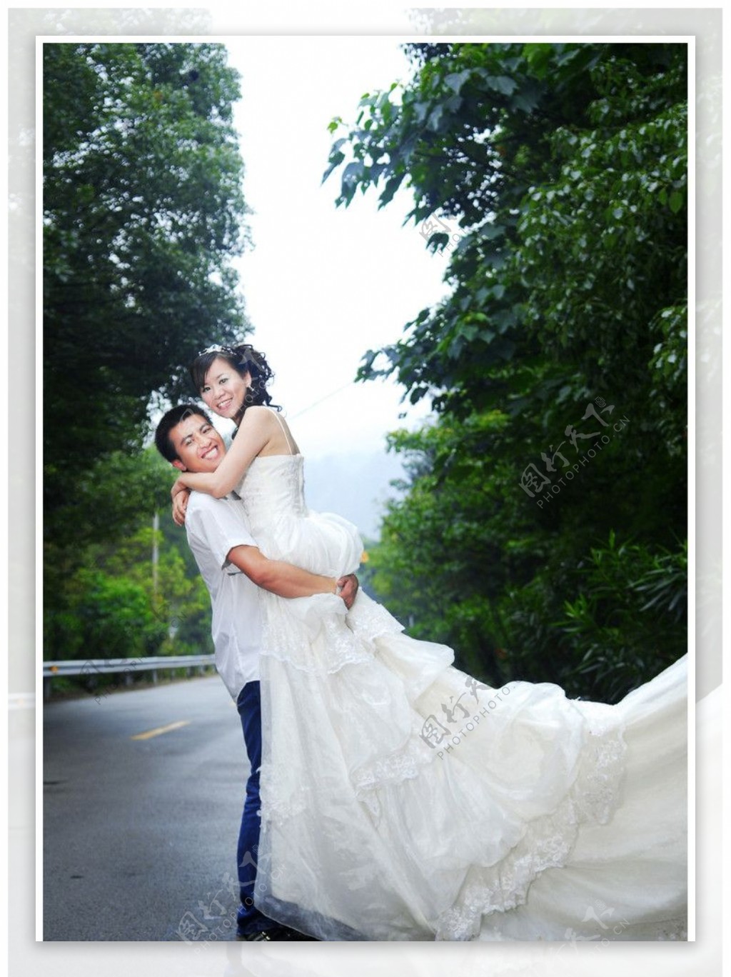 高清晰婚纱摄影写真图片8