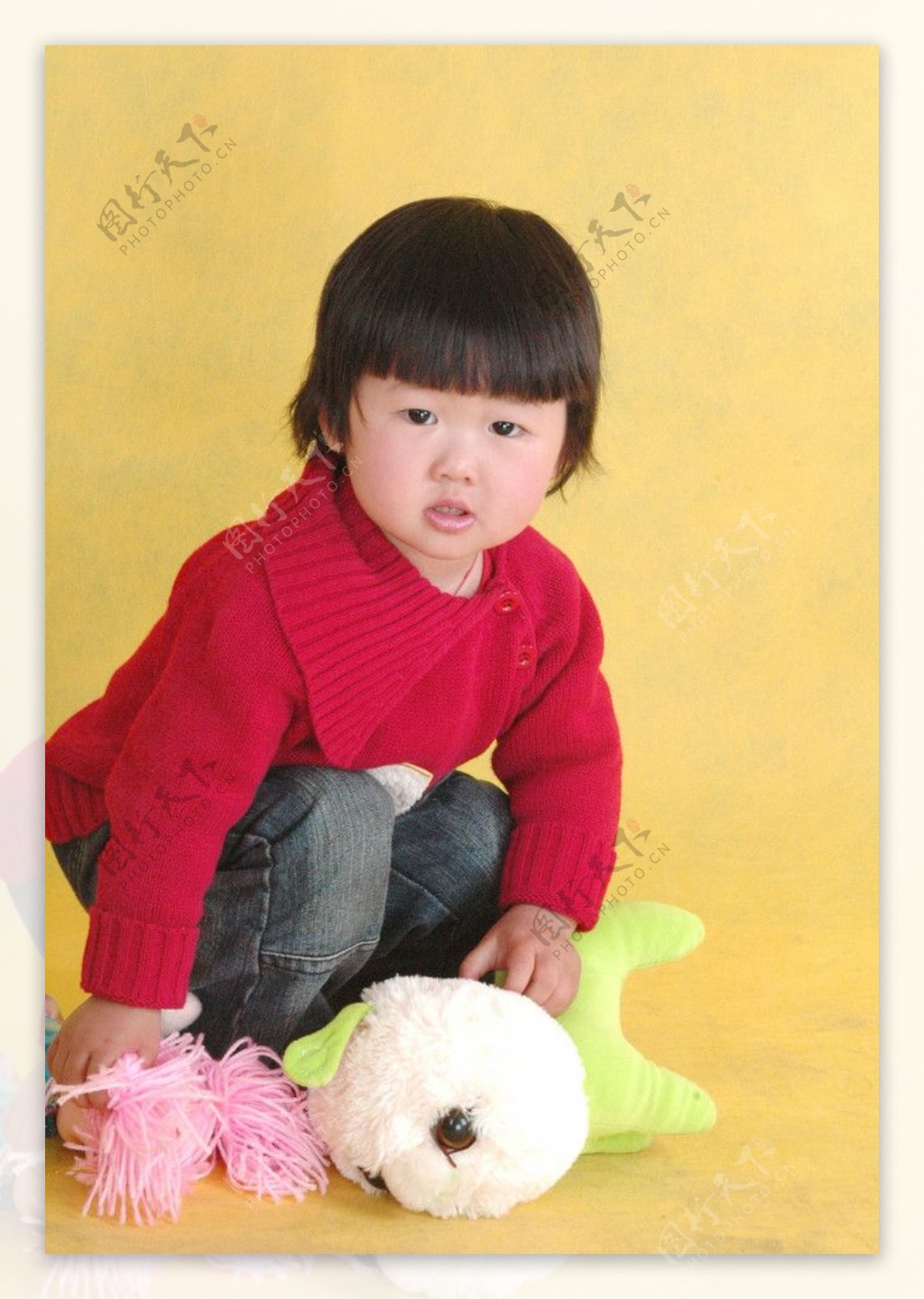儿童写真小姑娘与七仔图片