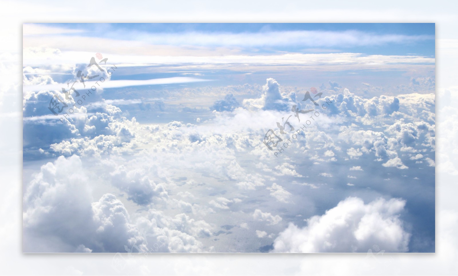 飞机上拍的云朵