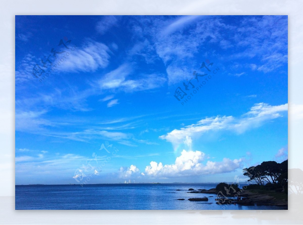 蔚蓝天空大海