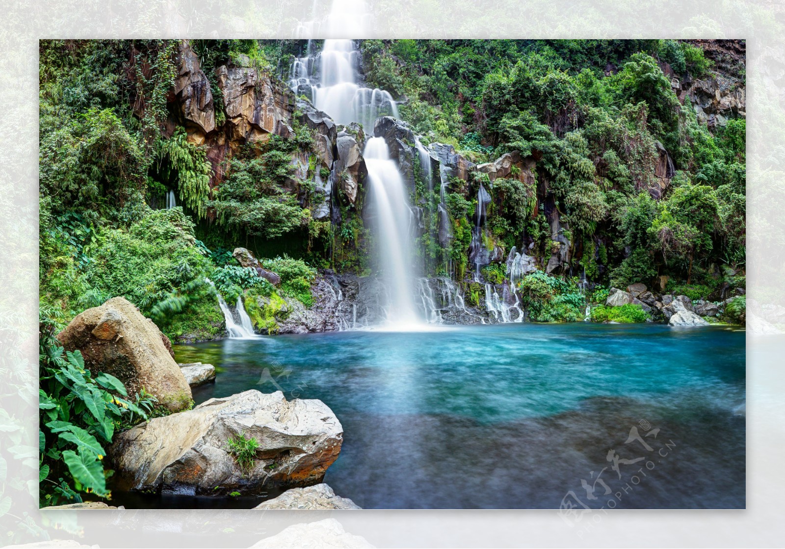 山水瀑布桌面