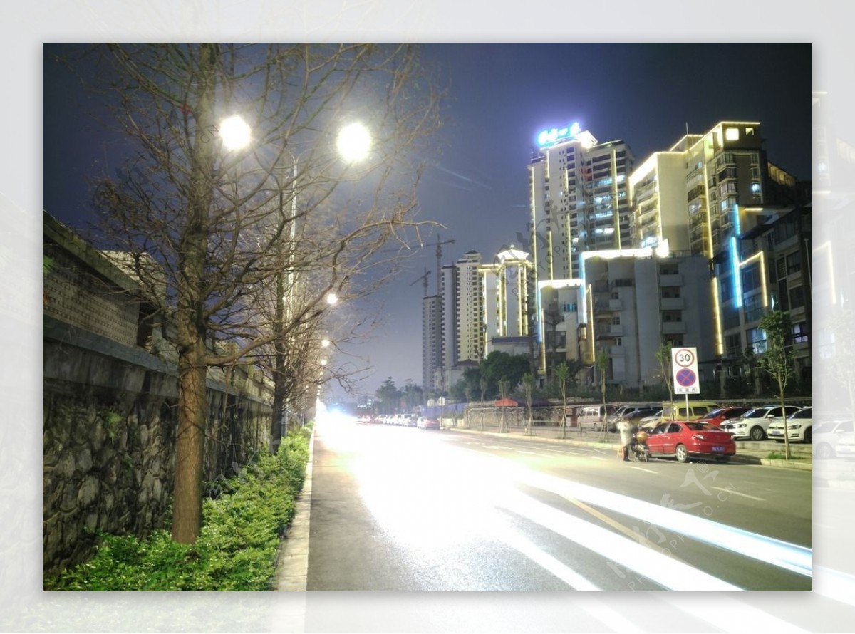 西堤路夜景