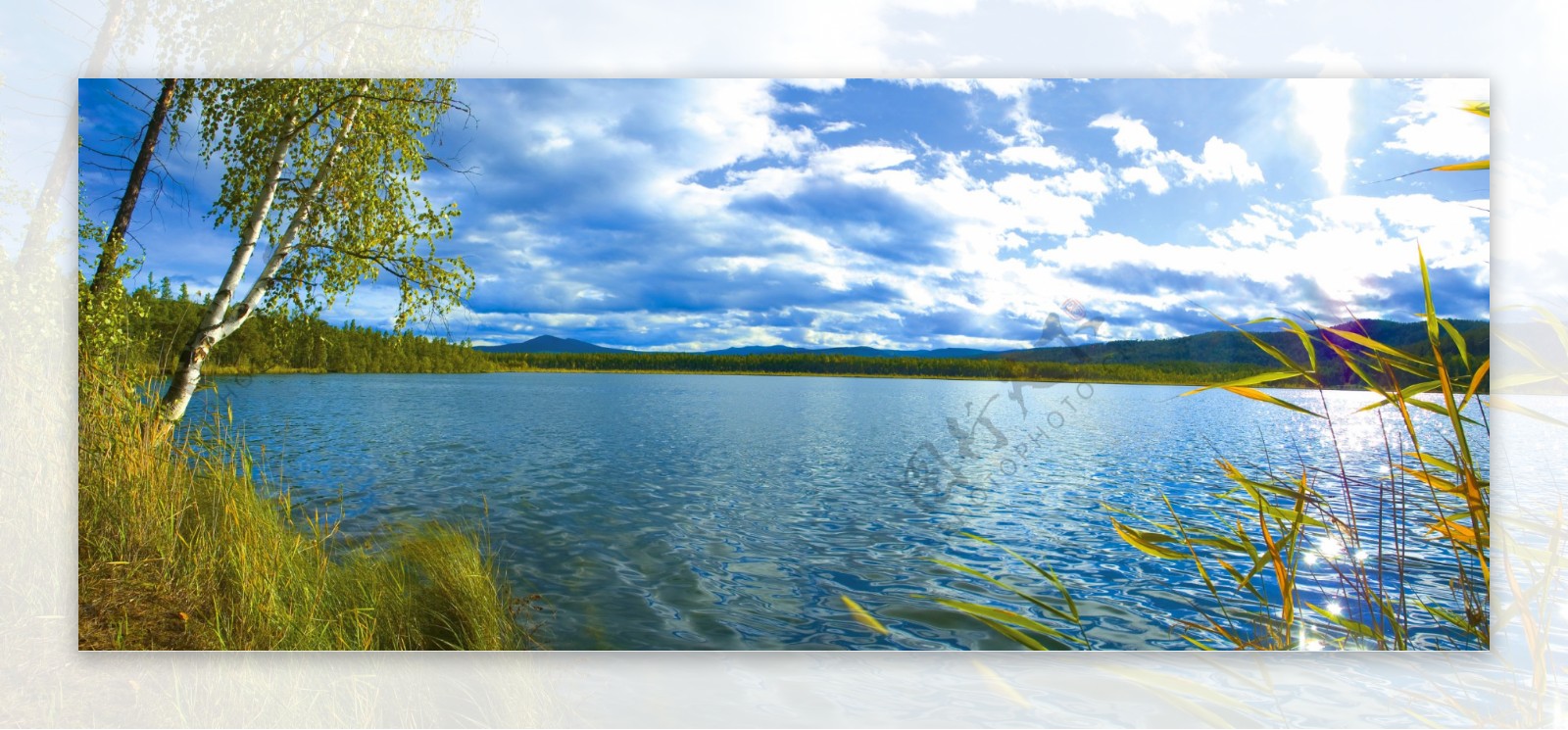 美丽西伯利亚湖面风景图片