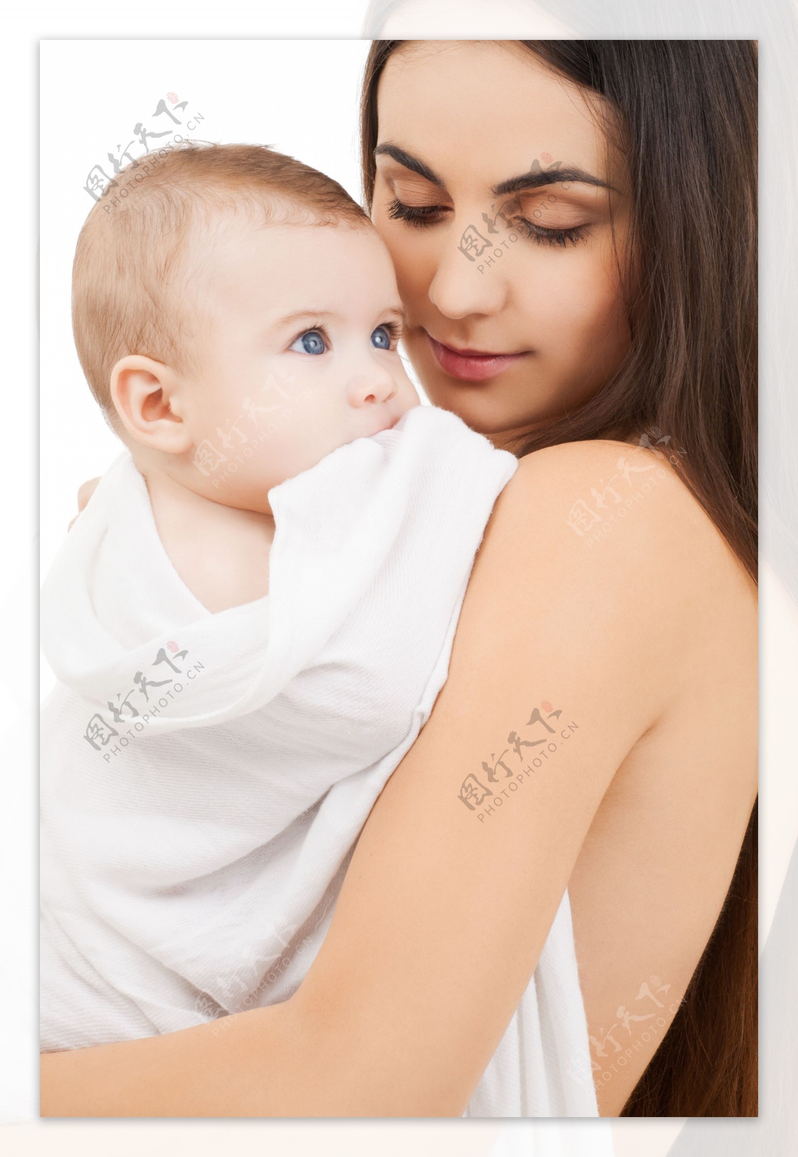 美女妈妈与宝宝图片