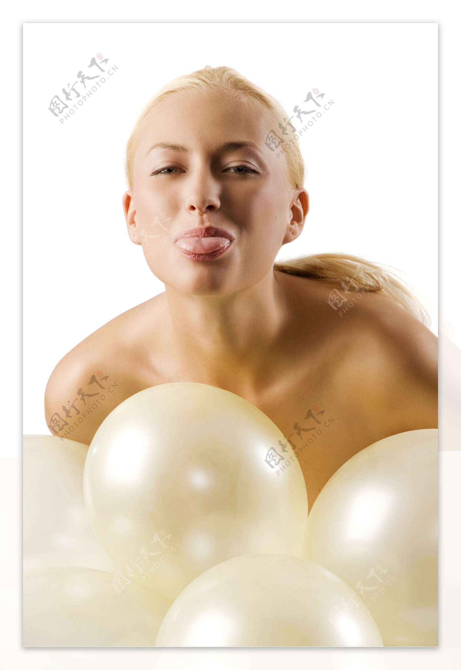 时尚美女与气球图片