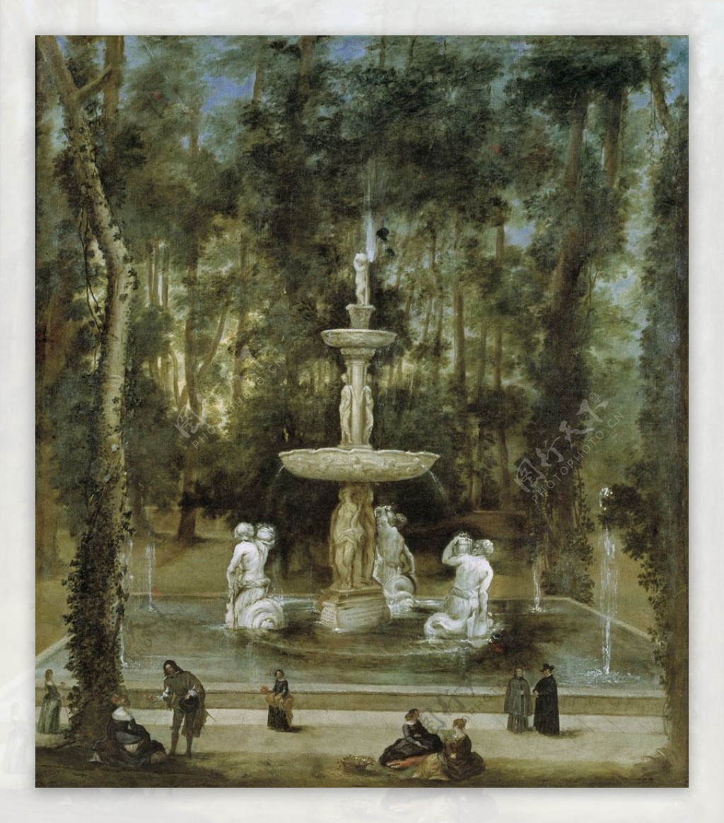 树林中的喷泉和雕塑图片
