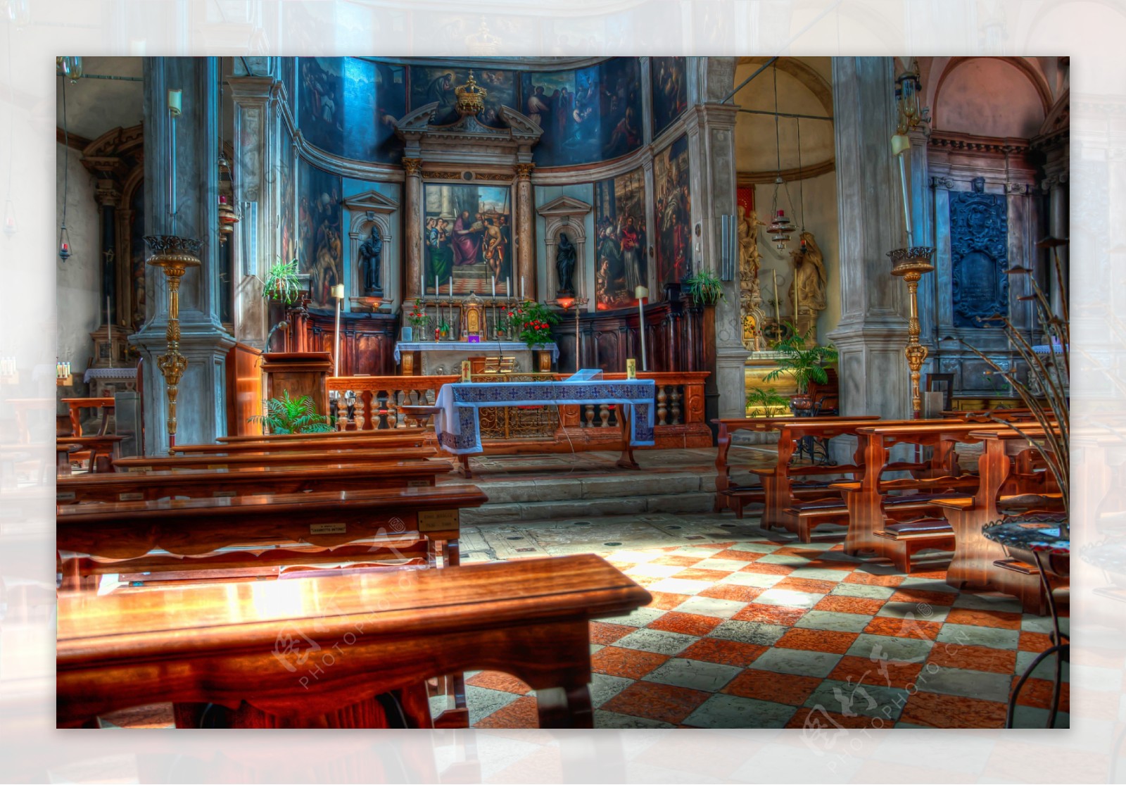 油画教堂图片