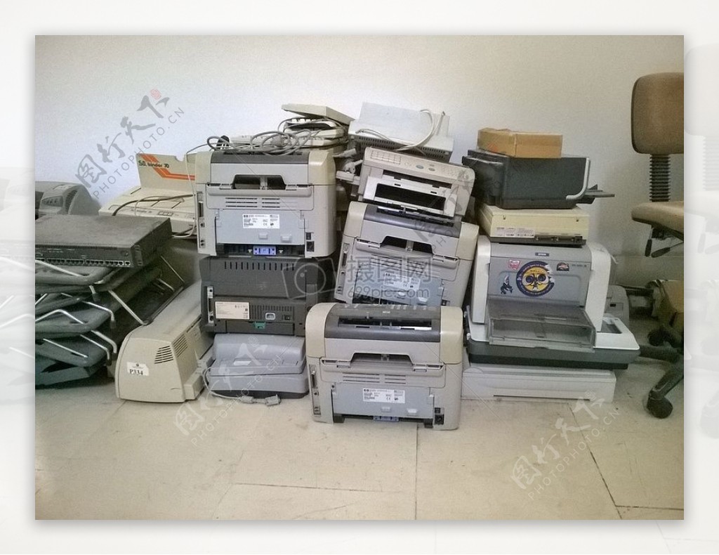 打印机老弃回收技术设备办公室打印业务破碎