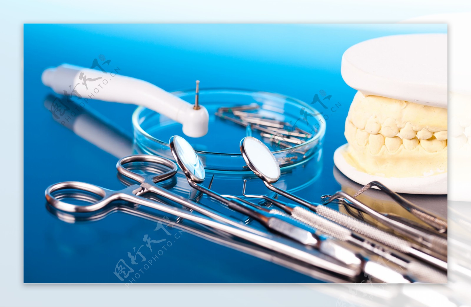 剪刀与牙医工具图片