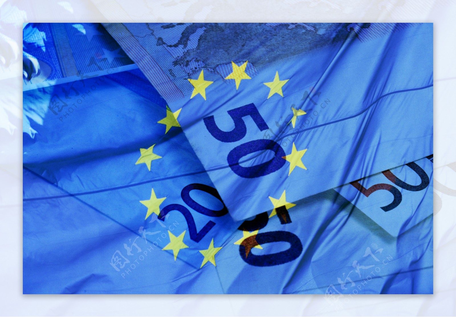 欧盟旗帜和纸币图片