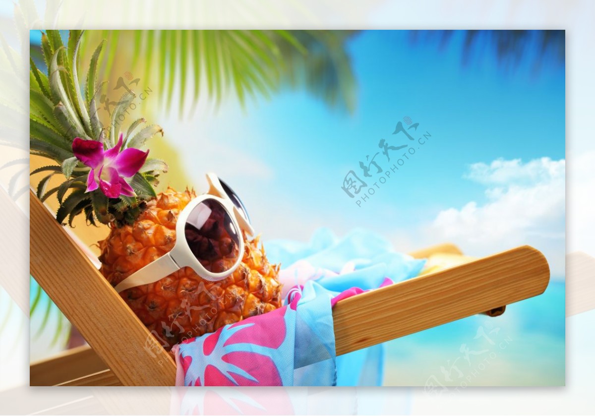 夏季菠萝墨镜背景