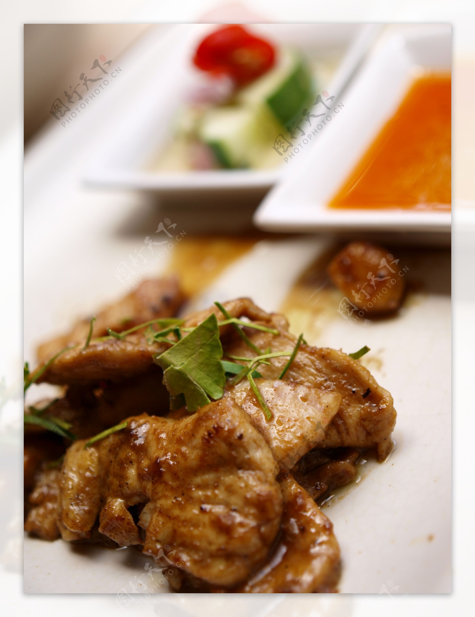 泰国香茅炒鸡肉图片