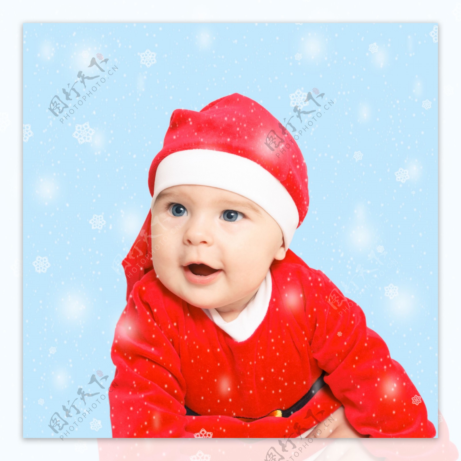 穿着圣诞装的可爱婴儿图片