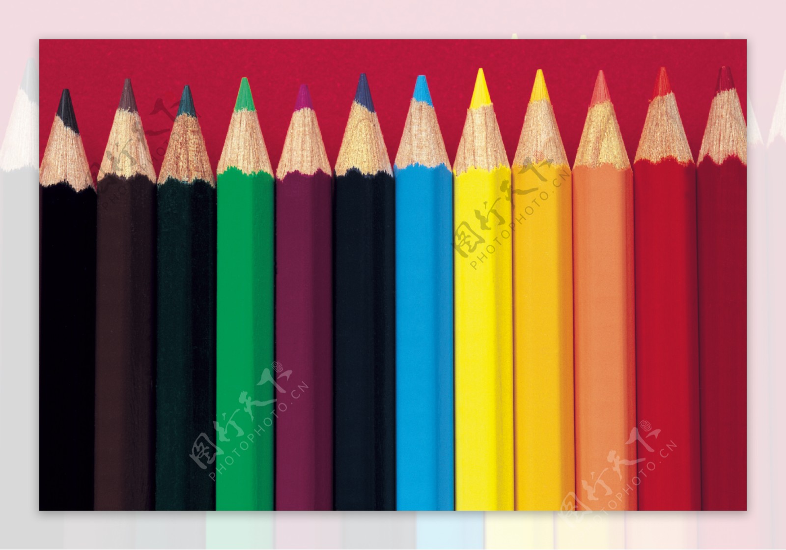 文化用品彩色铅笔特写