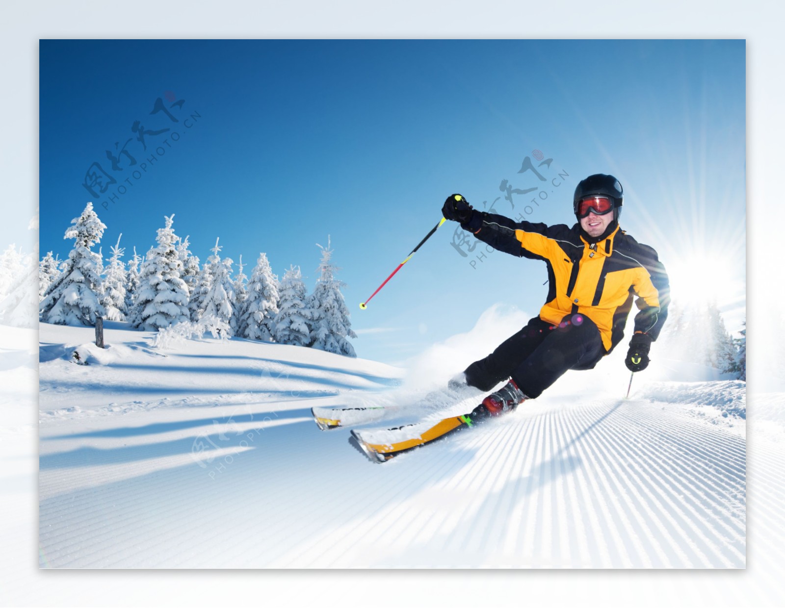 开心滑雪的男人图片
