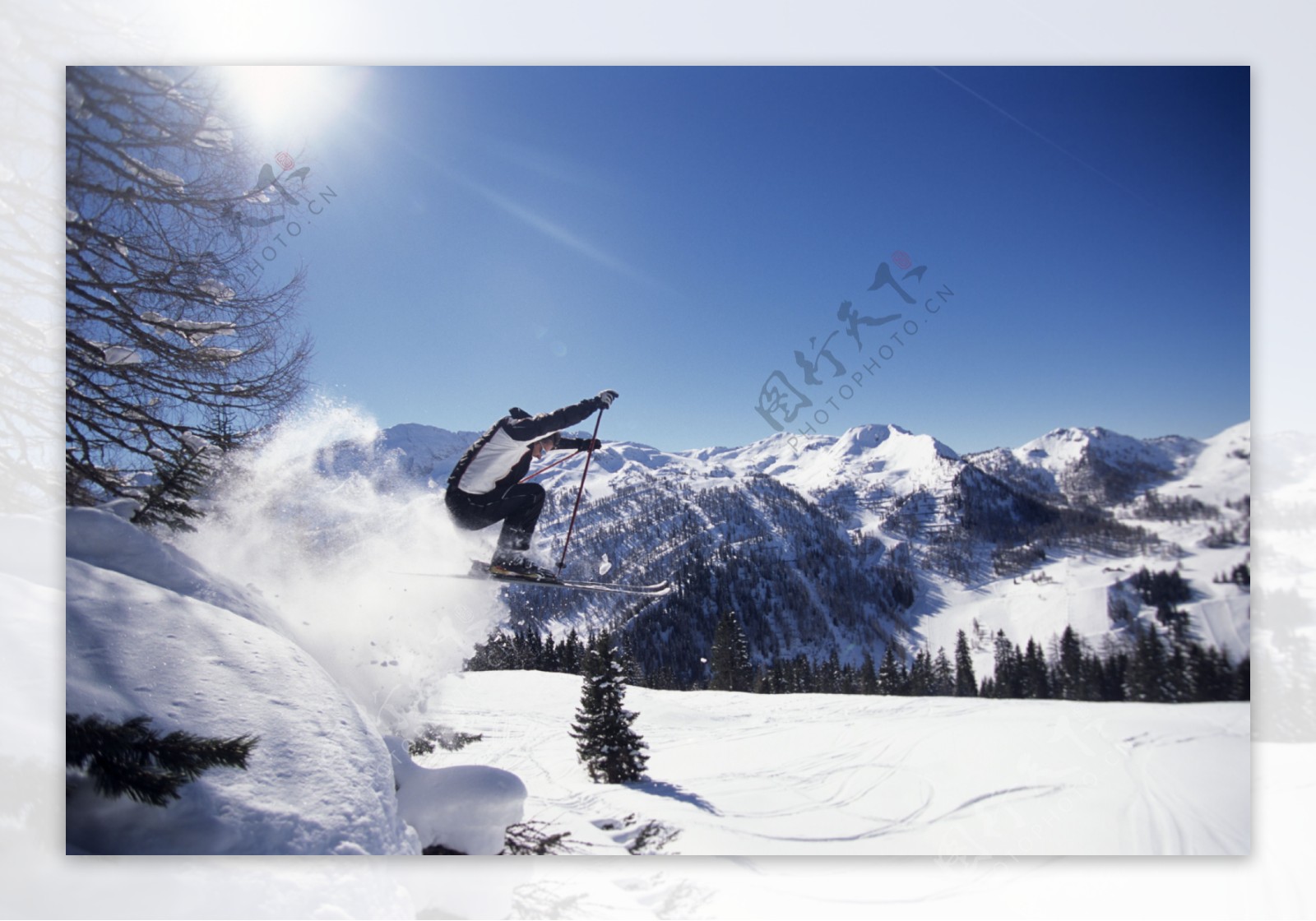 滑雪的外国男士图片