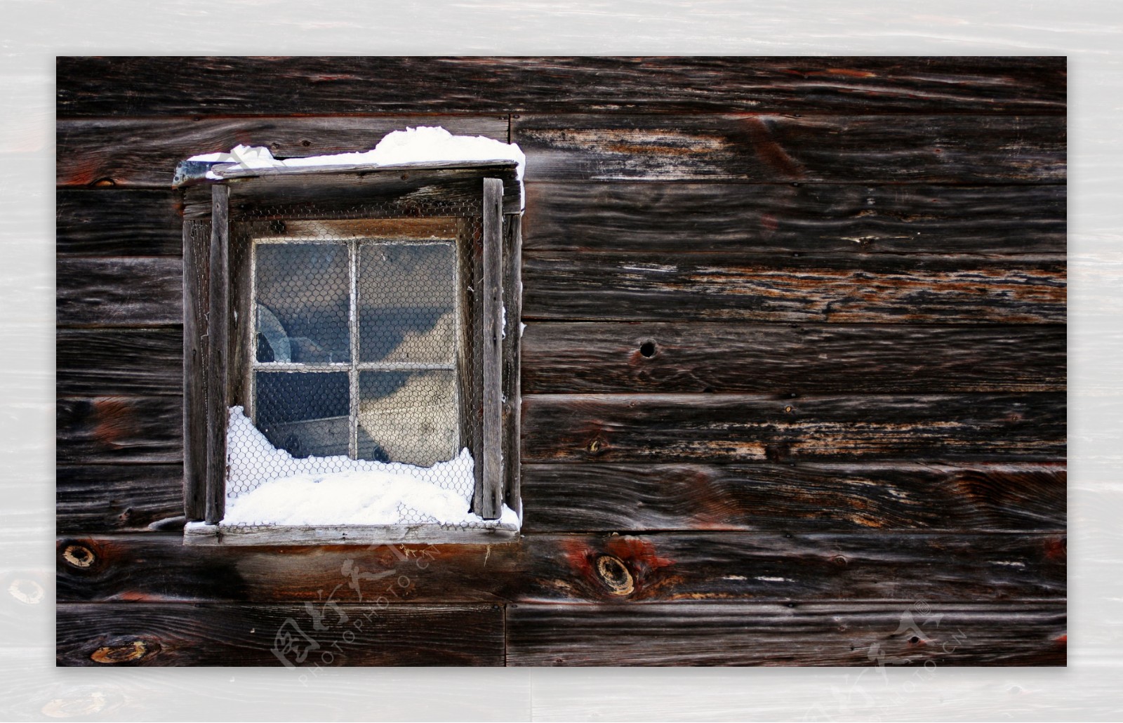老旧的木制窗户图片