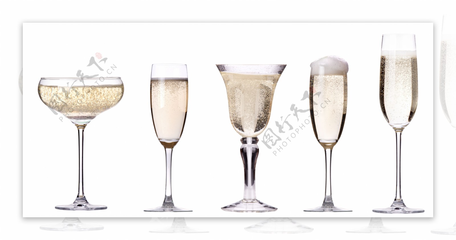 玻璃杯香槟酒图片