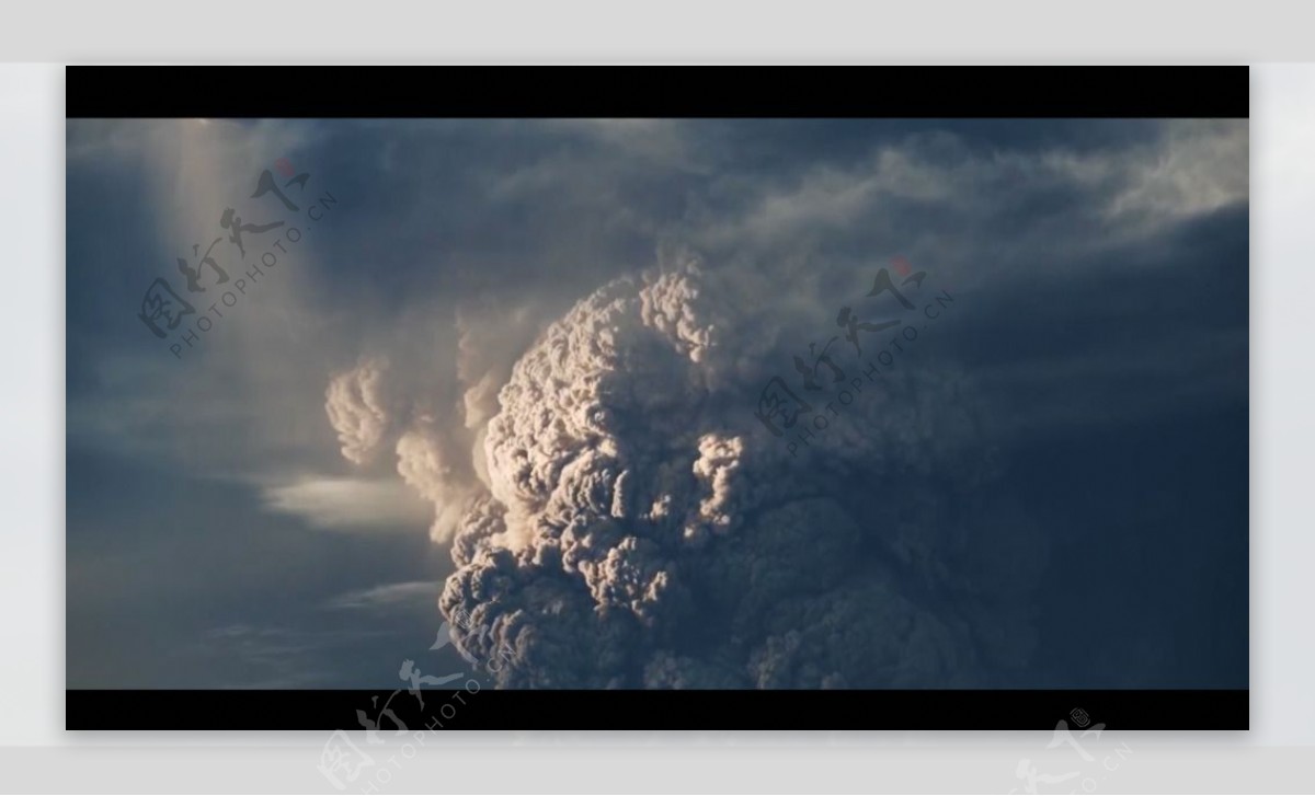 壮观的火山烟云视频