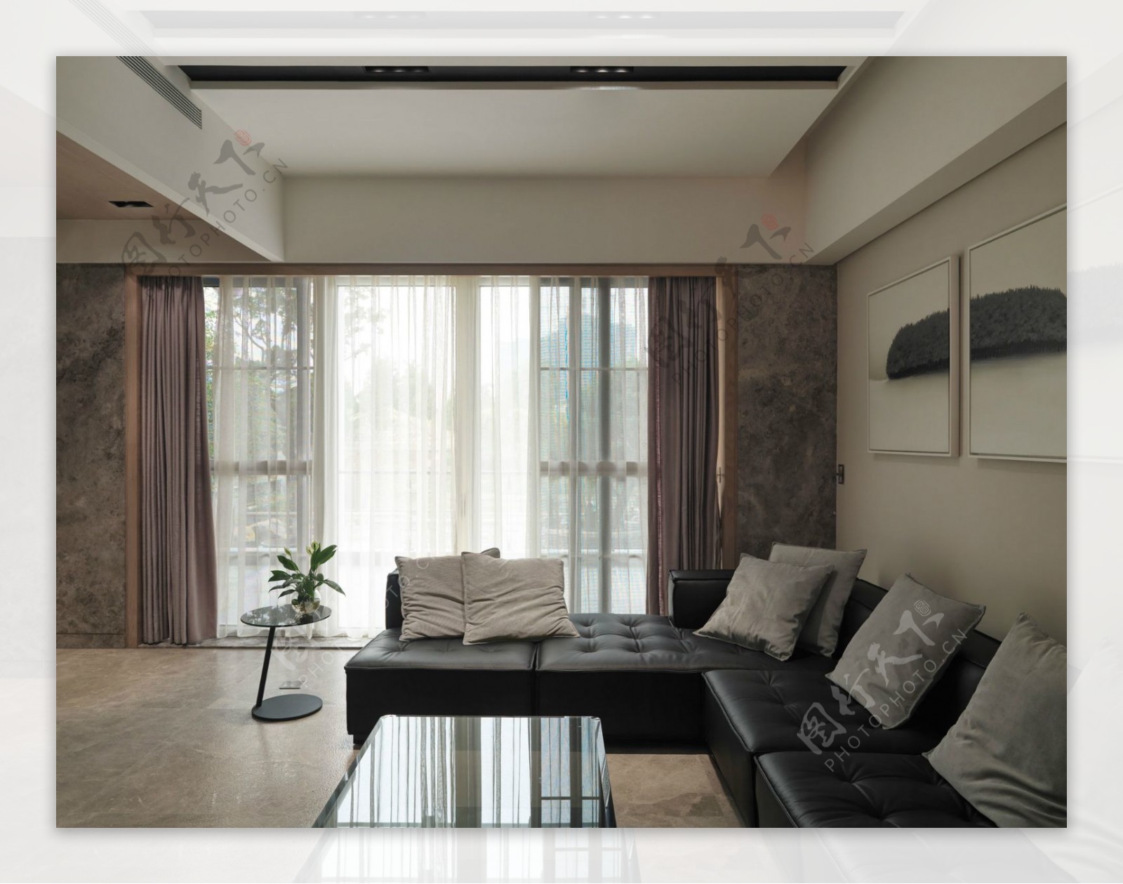 现代清新客厅白色抱枕室内装修效果图