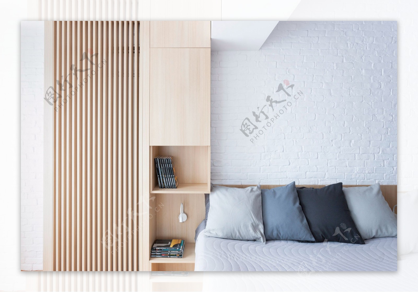 日式清新卧室木制柜子室内装修效果图