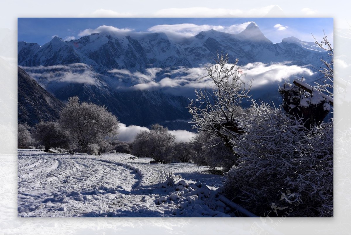 雪山美景