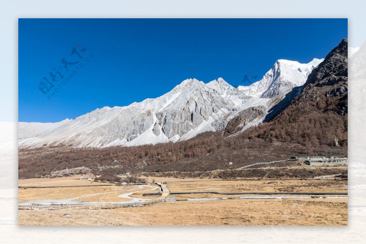 稻城亚丁雪山