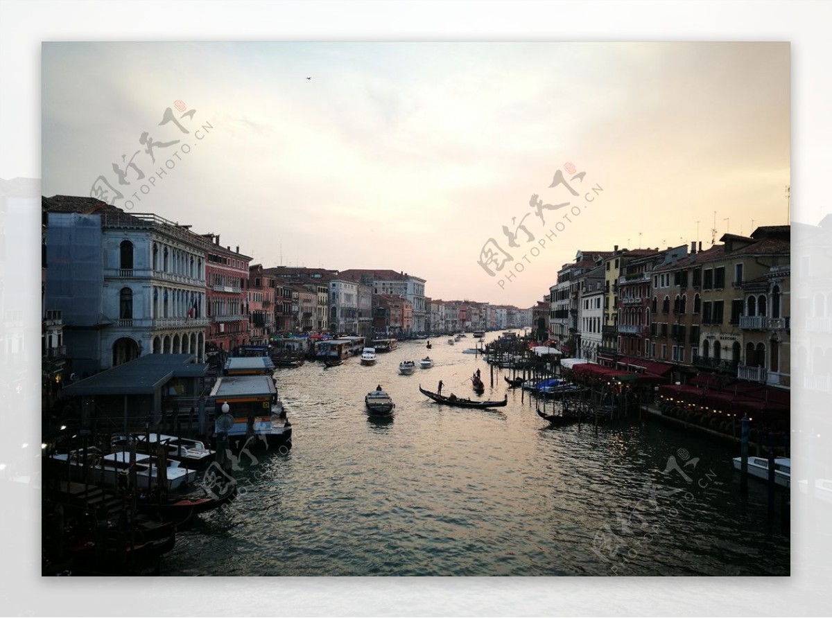 水城威尼斯的黄昏