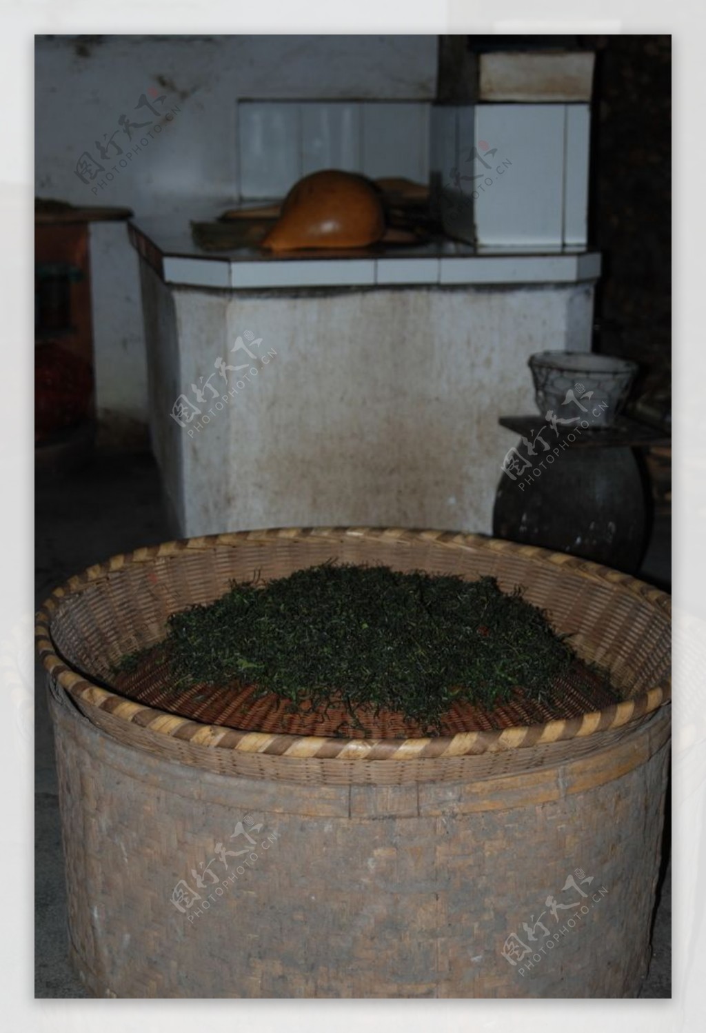 徽州黄山野茶烘干茶叶